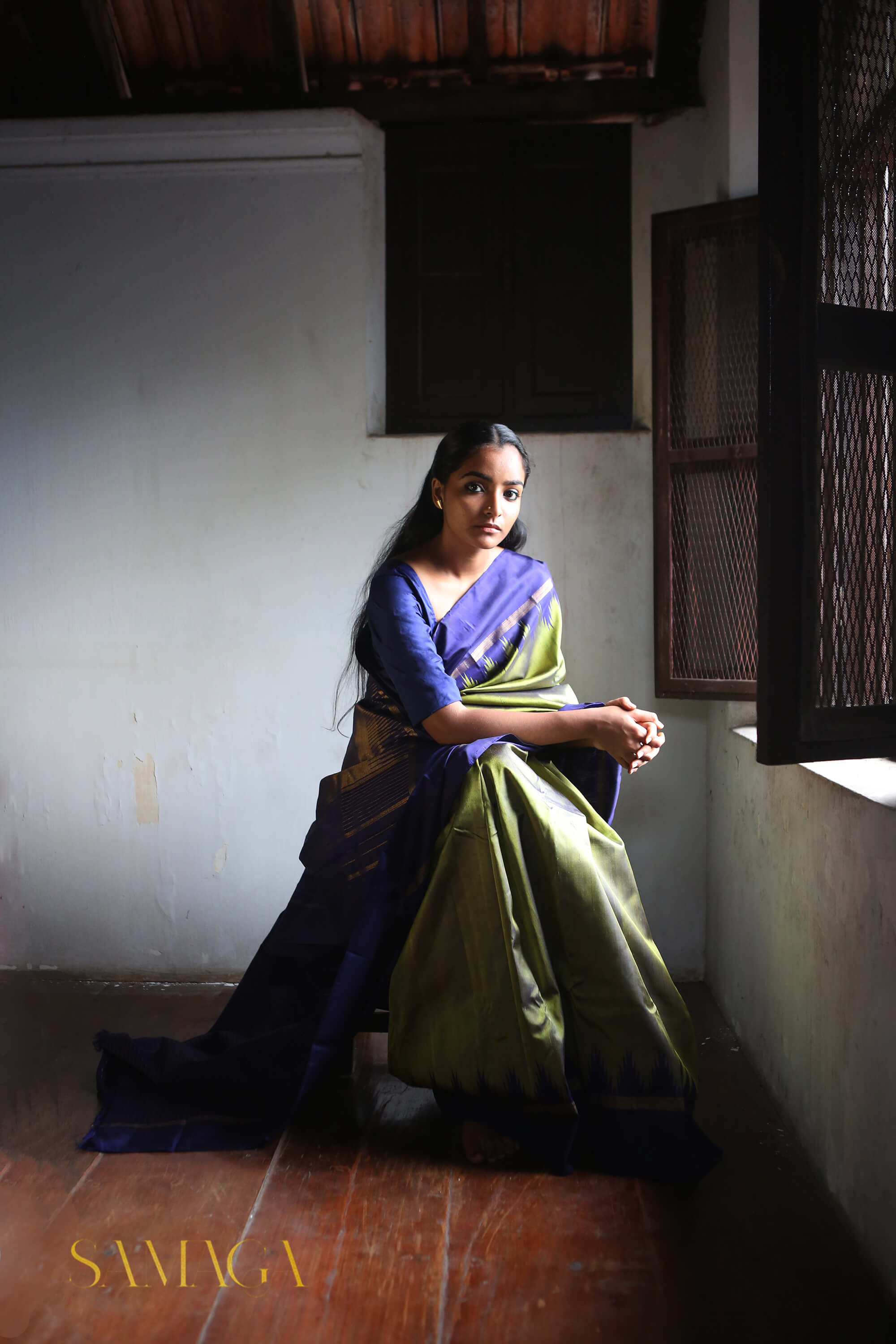 Pure silk handloom saree in green and blue Niram Neela