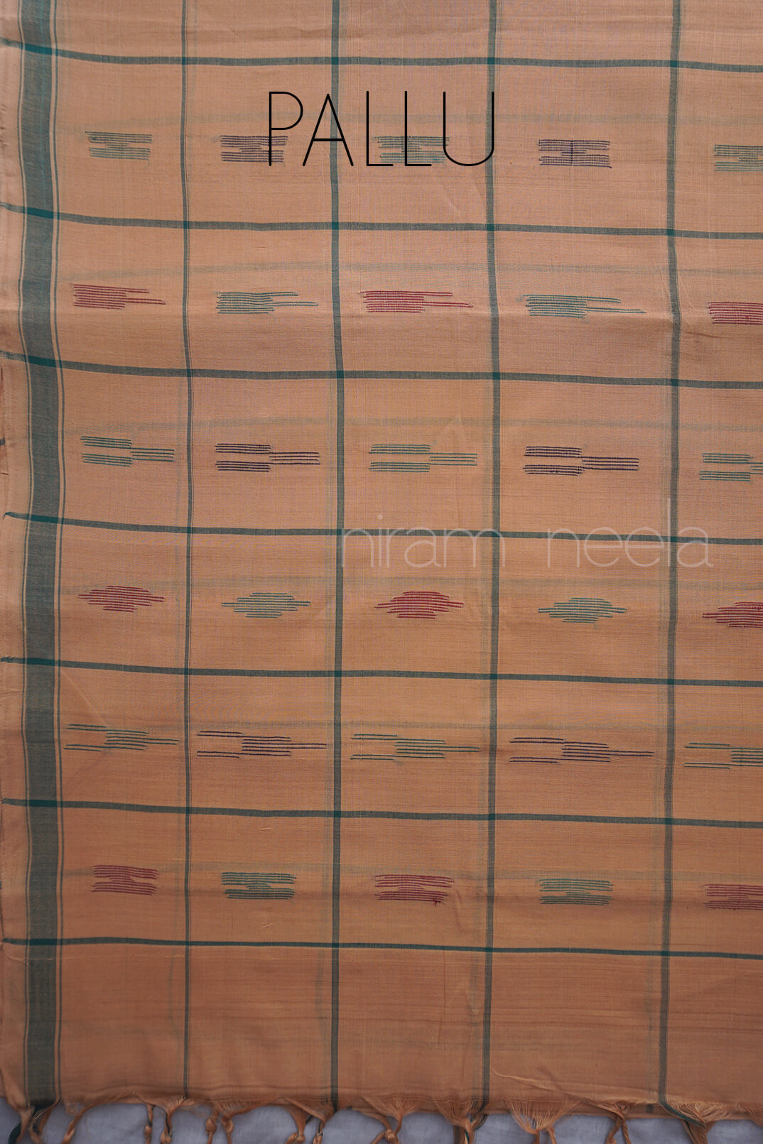 Cream and green checkered Angara cotton saree - Niram Neela