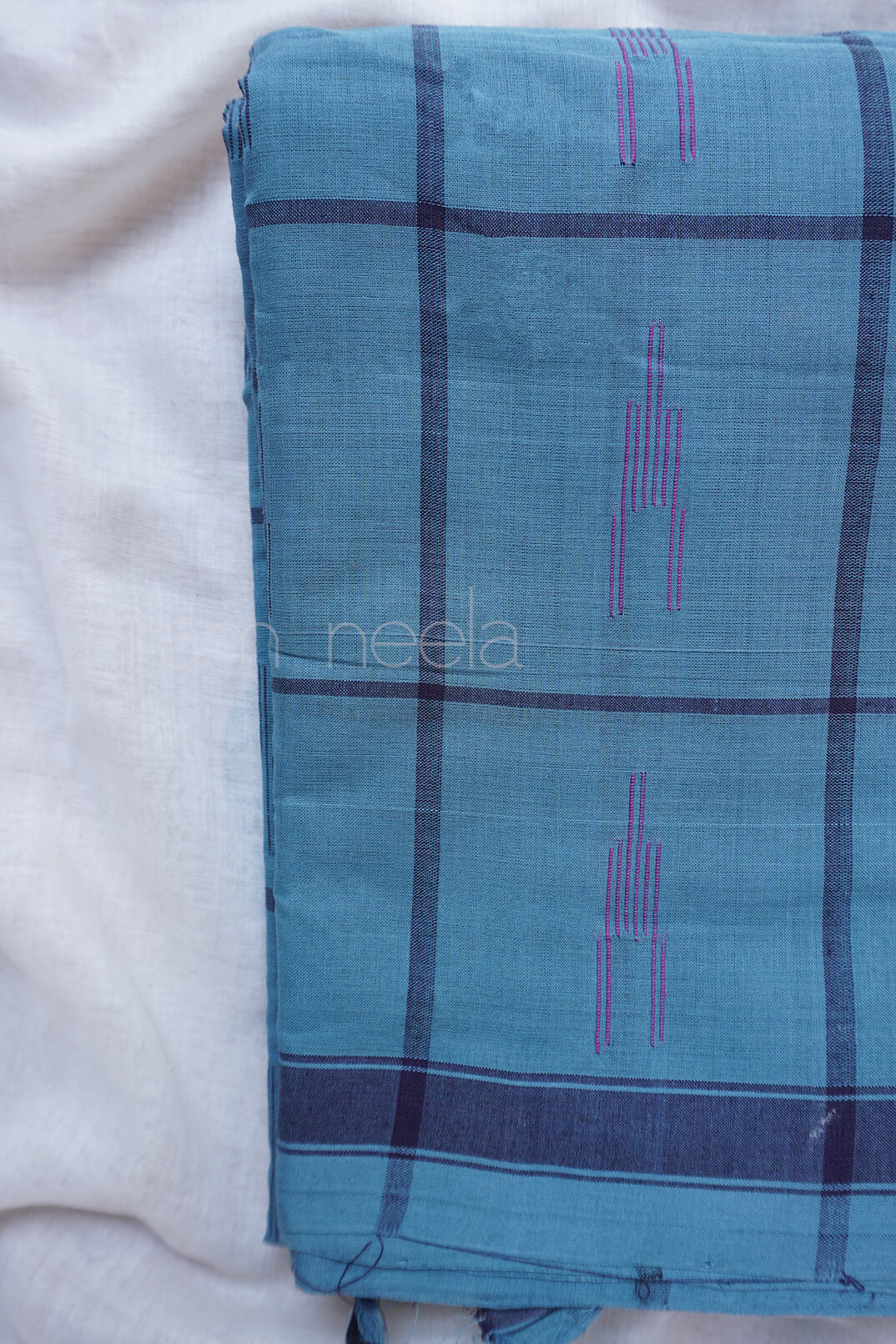 Grey and navy blue checkered Angara cotton saree - Niram Neela