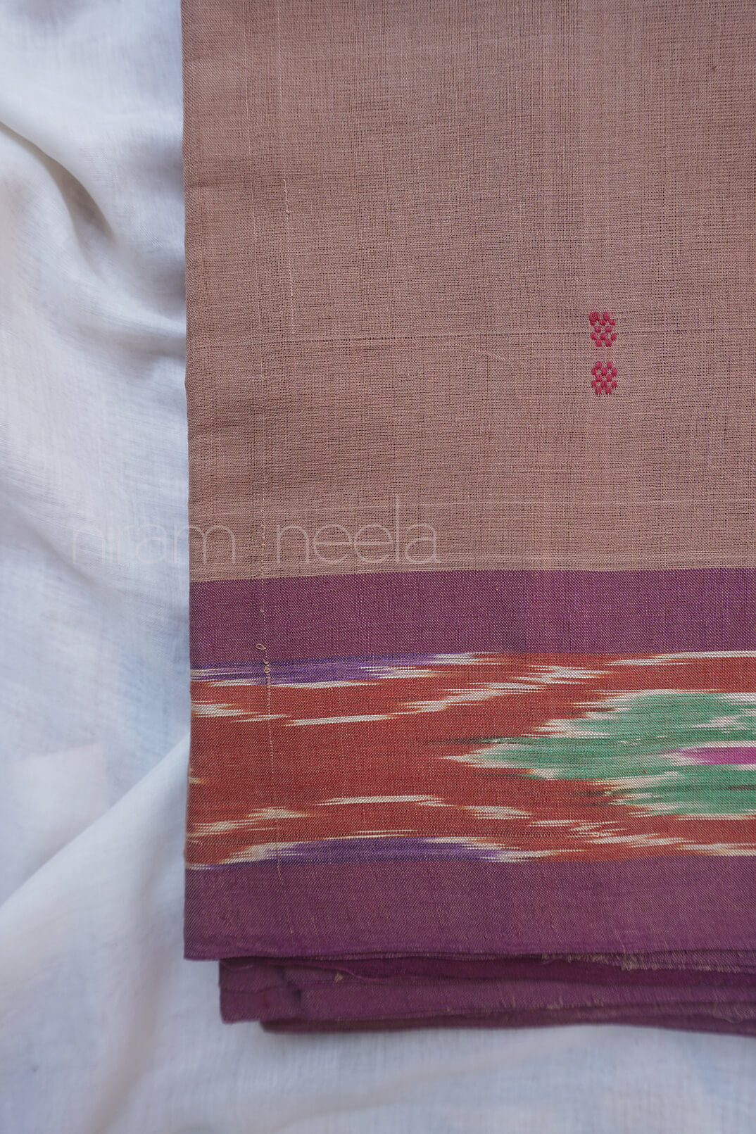 Dust and brown Angara cotton saree - Niram Neela