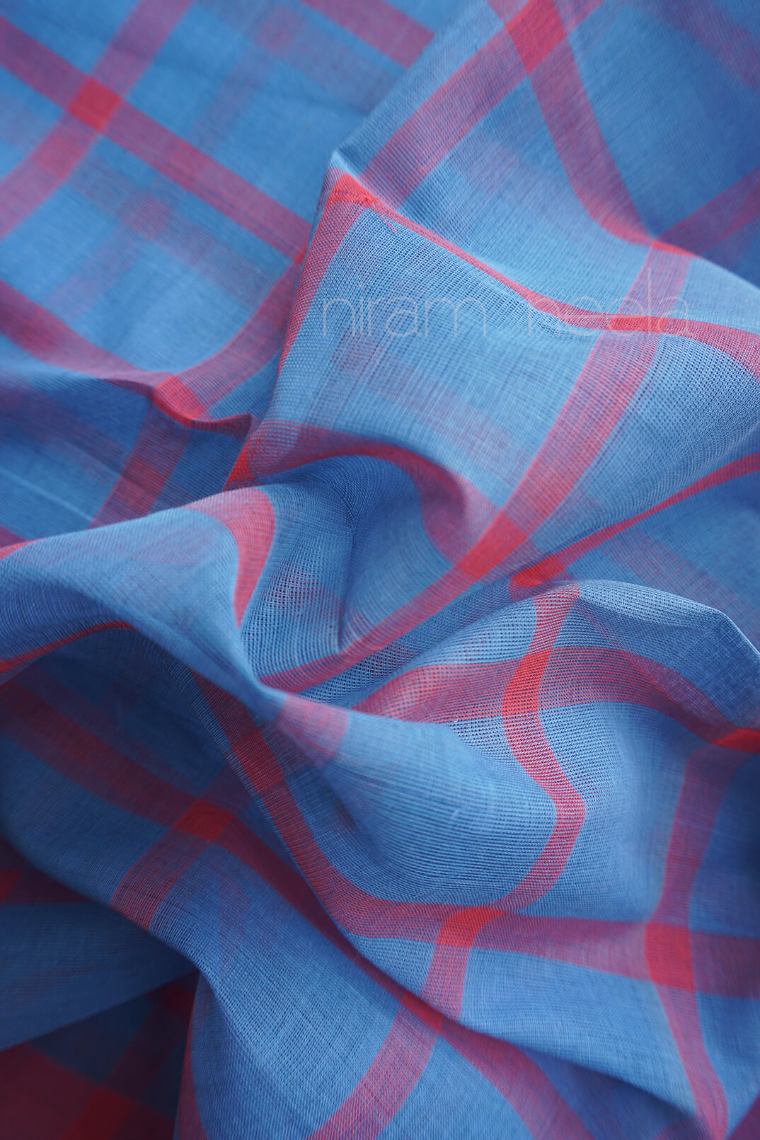 Blue and pink checkered Bobbili cotton saree - Niram Neela