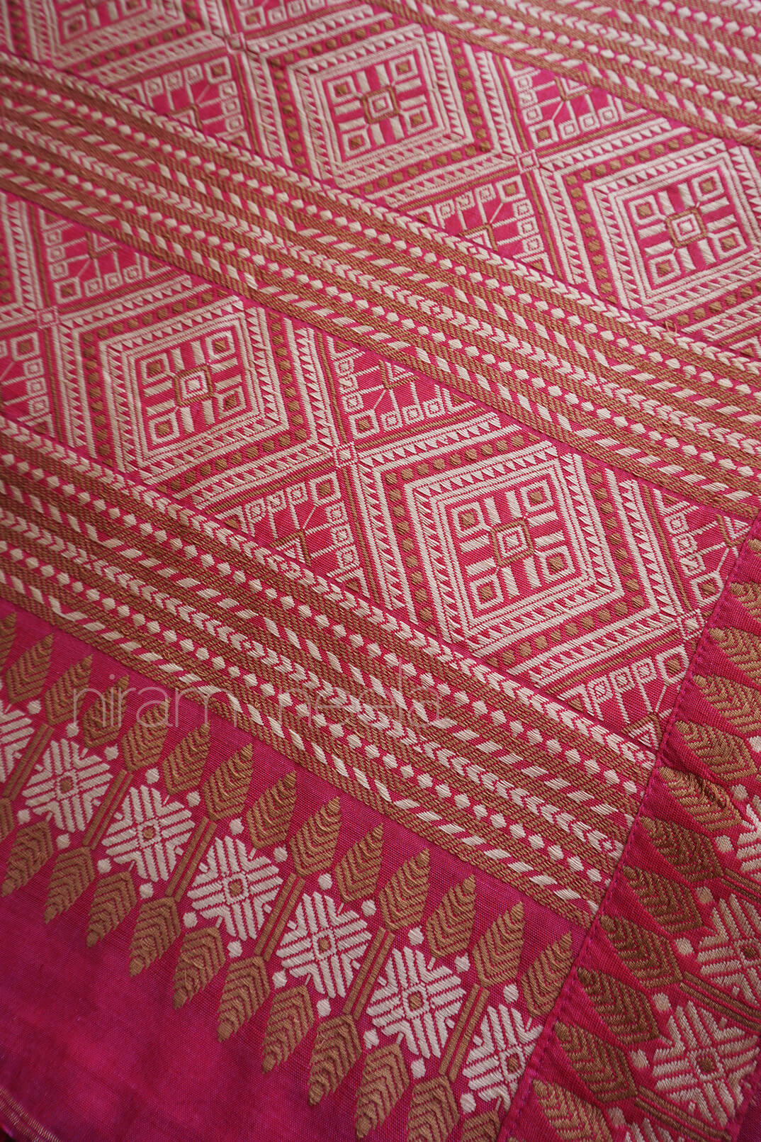 Candy pink and beige Assam cotton saree - Niram Neela