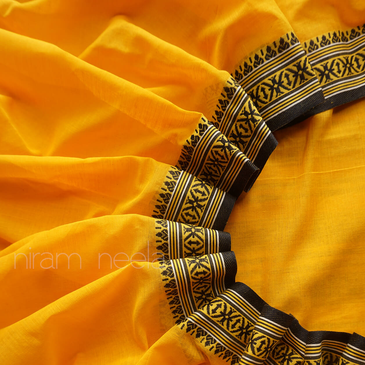 Yellow and black Begumpuri cotton saree - Niram Neela