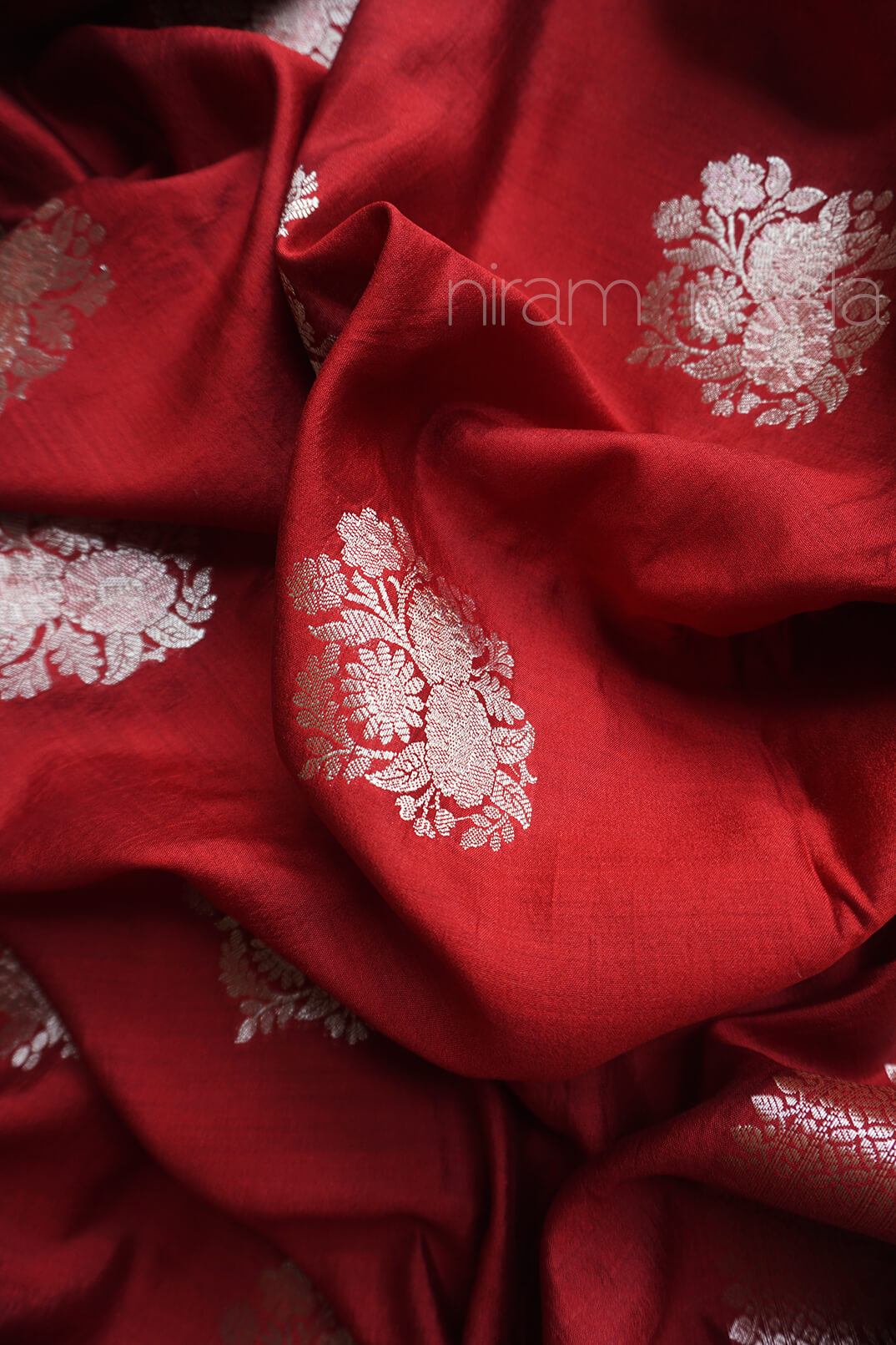 Red and gold Banarasi Munga silk saree | Samaga by Niram Neela