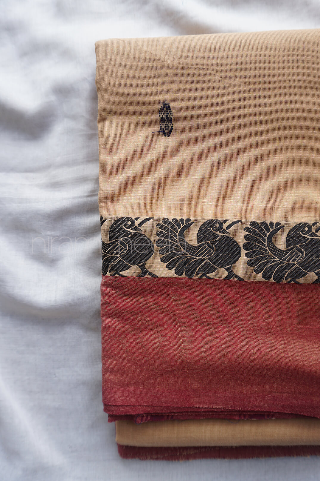 Cream and brown Chettinad cotton saree - Niram Neela