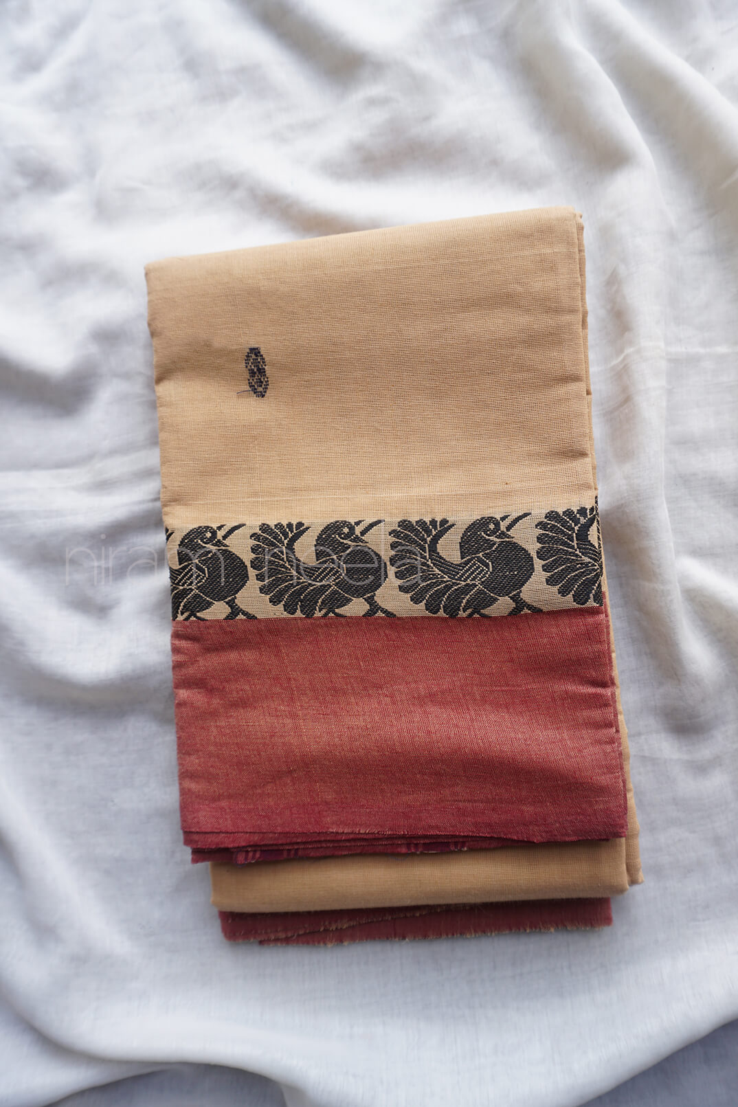 Cream and brown Chettinad cotton saree - Niram Neela