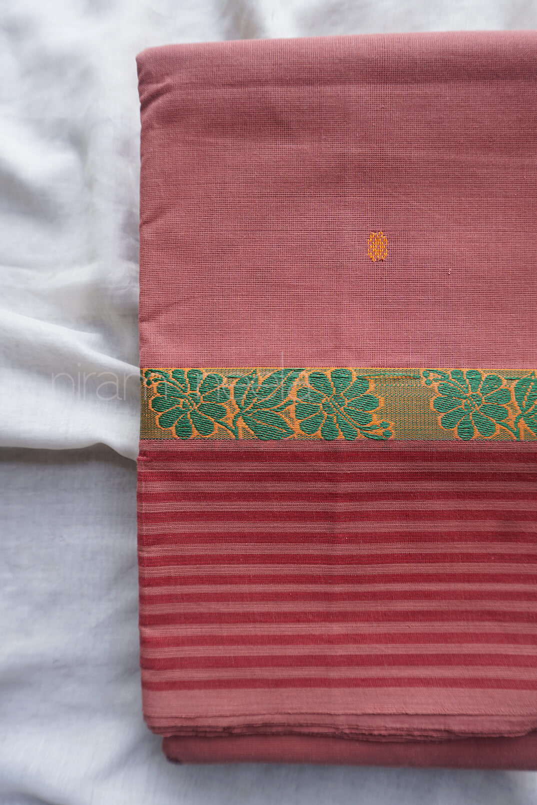 Onion pink and green Chettinad cotton saree - Niram Neela