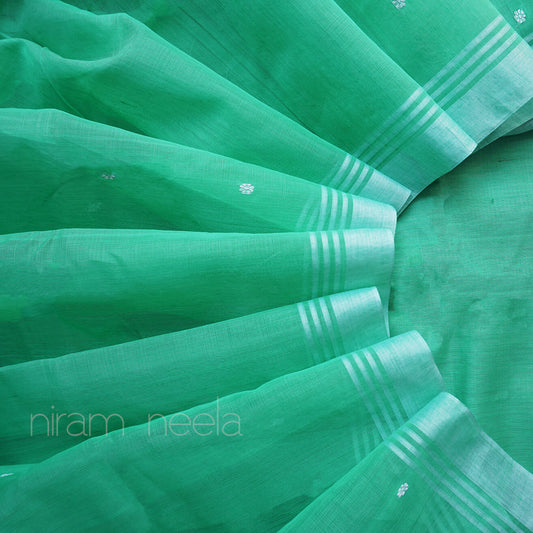 Green and white Chanderi cotton saree - Niram Neela