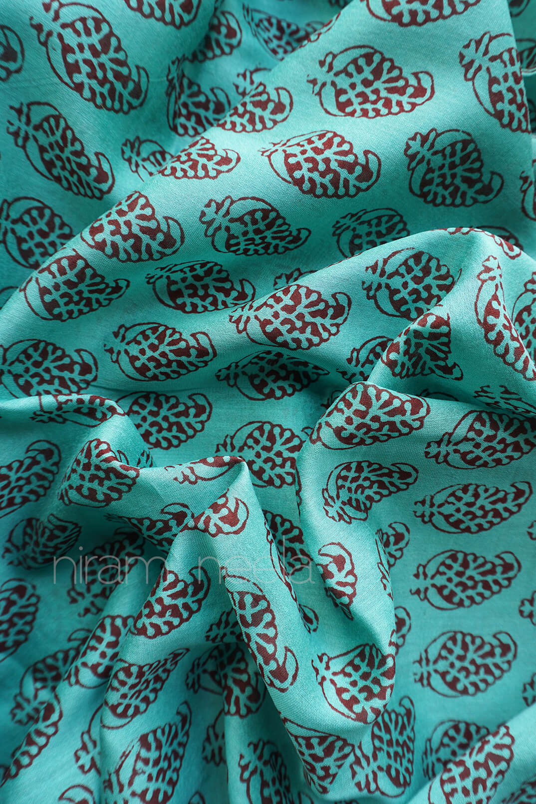 Aqua green and maroon printed Chanderi silk cotton saree | Niram Neela