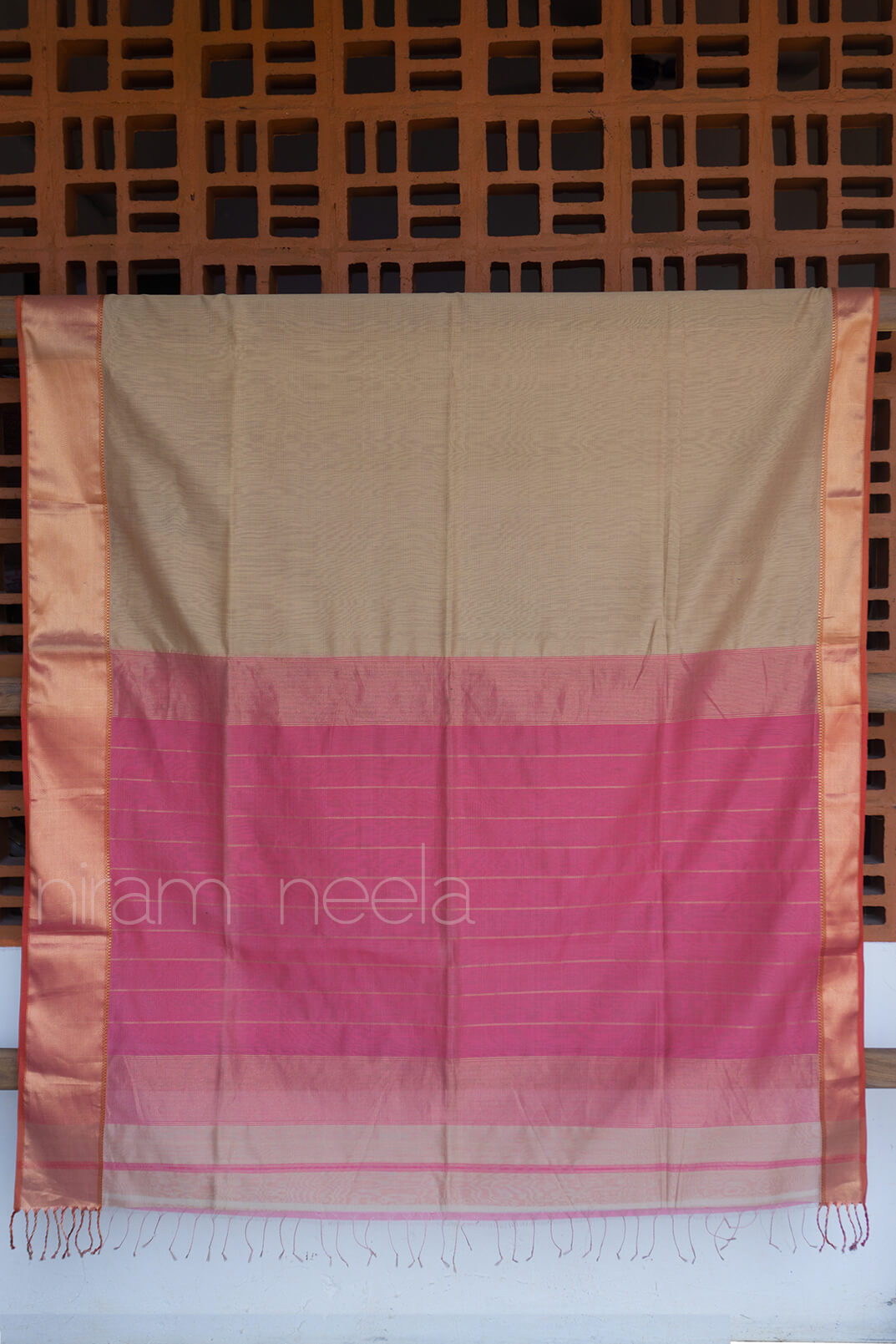 Cream and orange Maheshwari silk cotton saree - Niram Neela