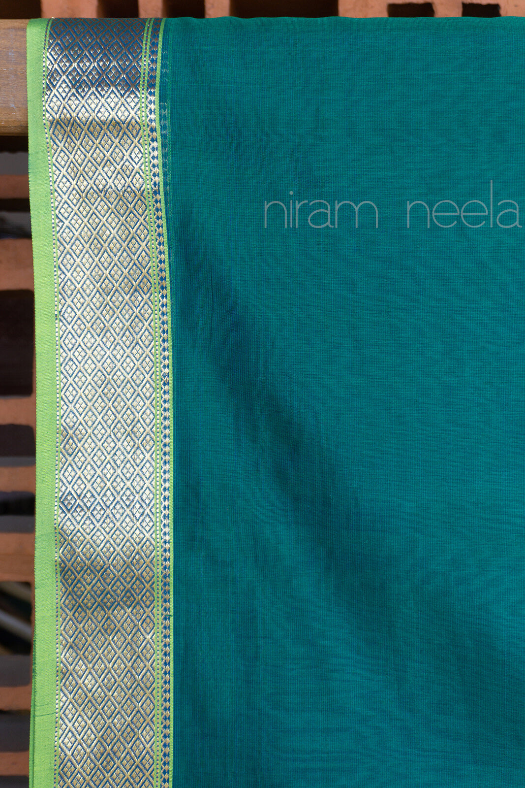 Green and lime Maheshwari silk cotton saree- - Niram Neela