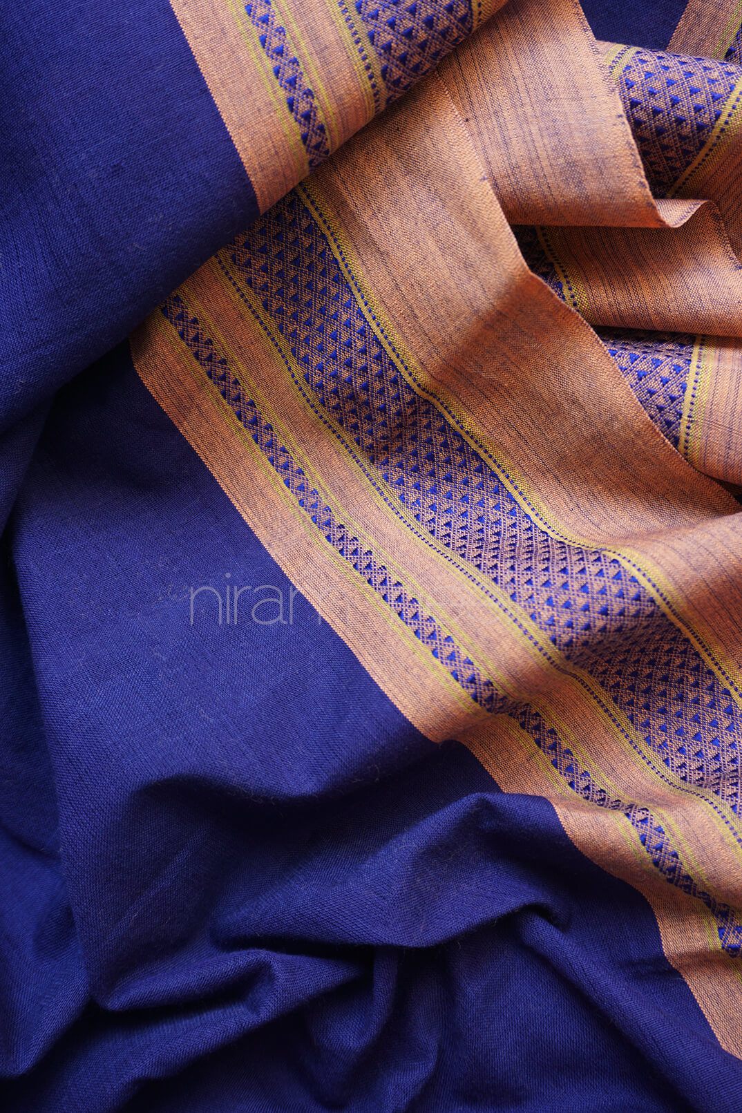 Navy blue Ilkal cotton saree - Niram Neela