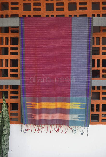 Magenta and blue Ilkal cotton stole - Niram Neela