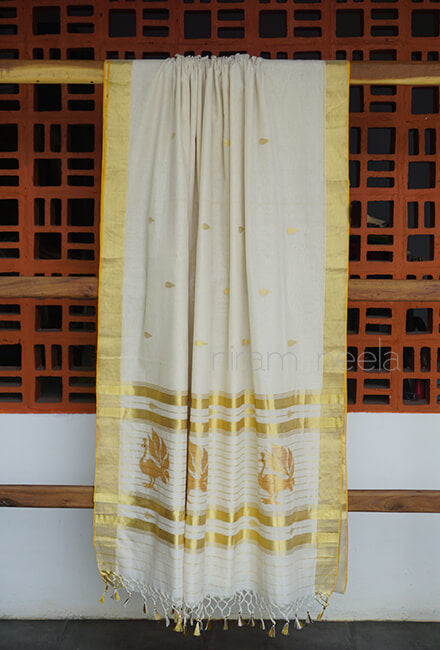 Ivory and gold peacock Kasavu cotton saree - Niram Neela