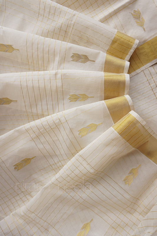 Ivory and gold large checks Kasavu cotton saree - Niram Neela