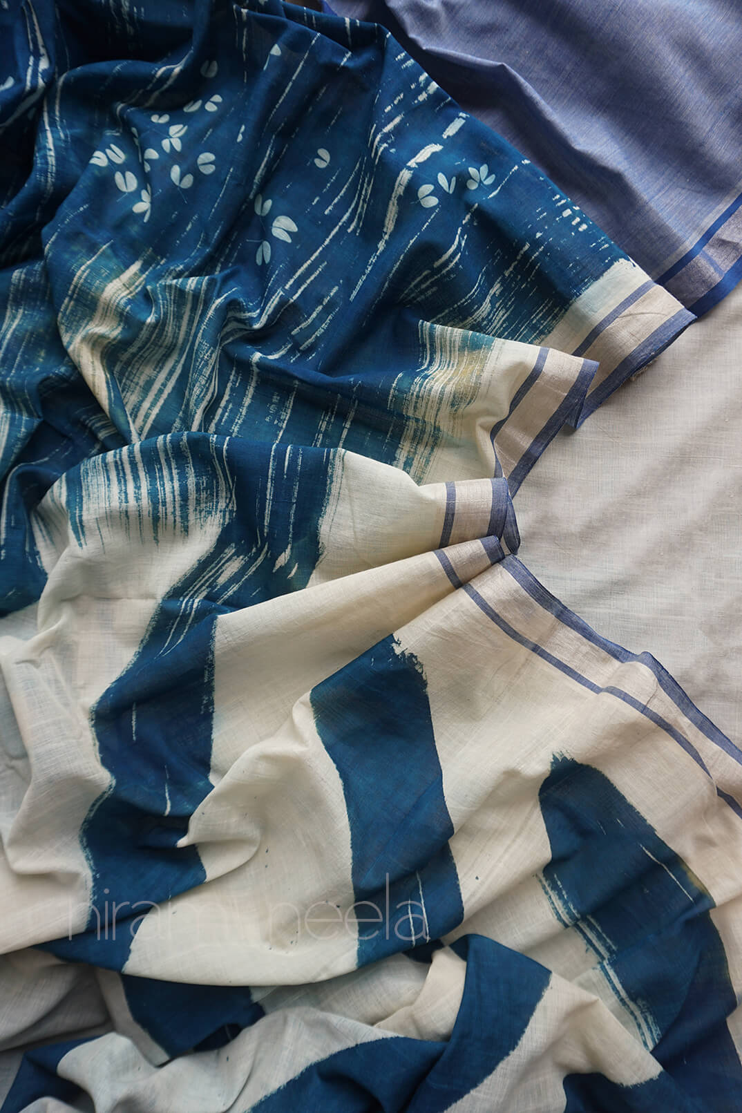 Ivory and blue cyanotype printed Kasavu cotton saree - Niram Neela