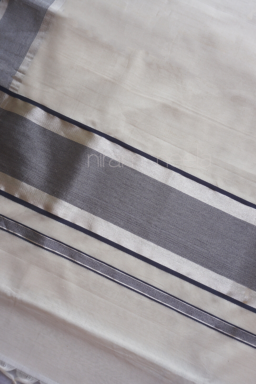 Ivory and navy blue Kerala Kasavu cotton saree | Niram Neela