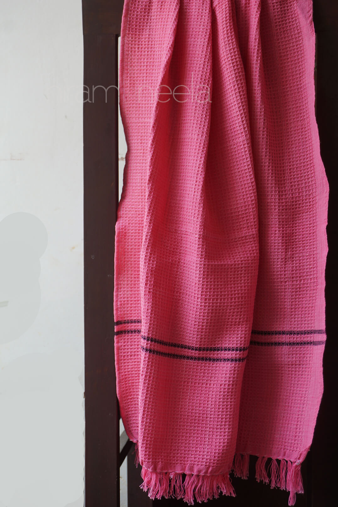 Pink and black cotton bath towel Set of two Niram Neela