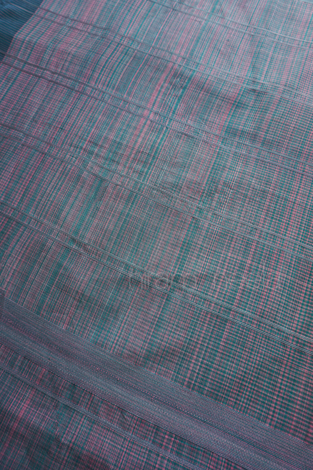 Teal and pink yarn dyed Balaramapuram cotton saree | Niram Neela