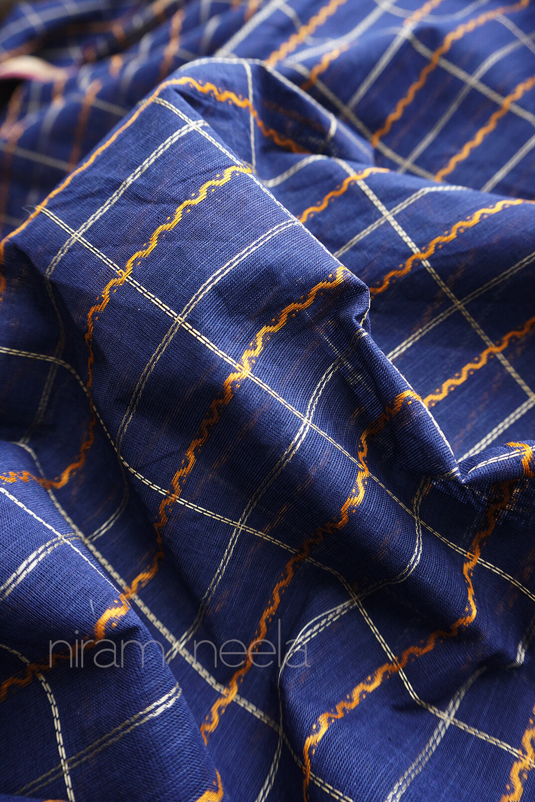 Navy and maroon check Kanjivaram cotton saree - Niram Neela