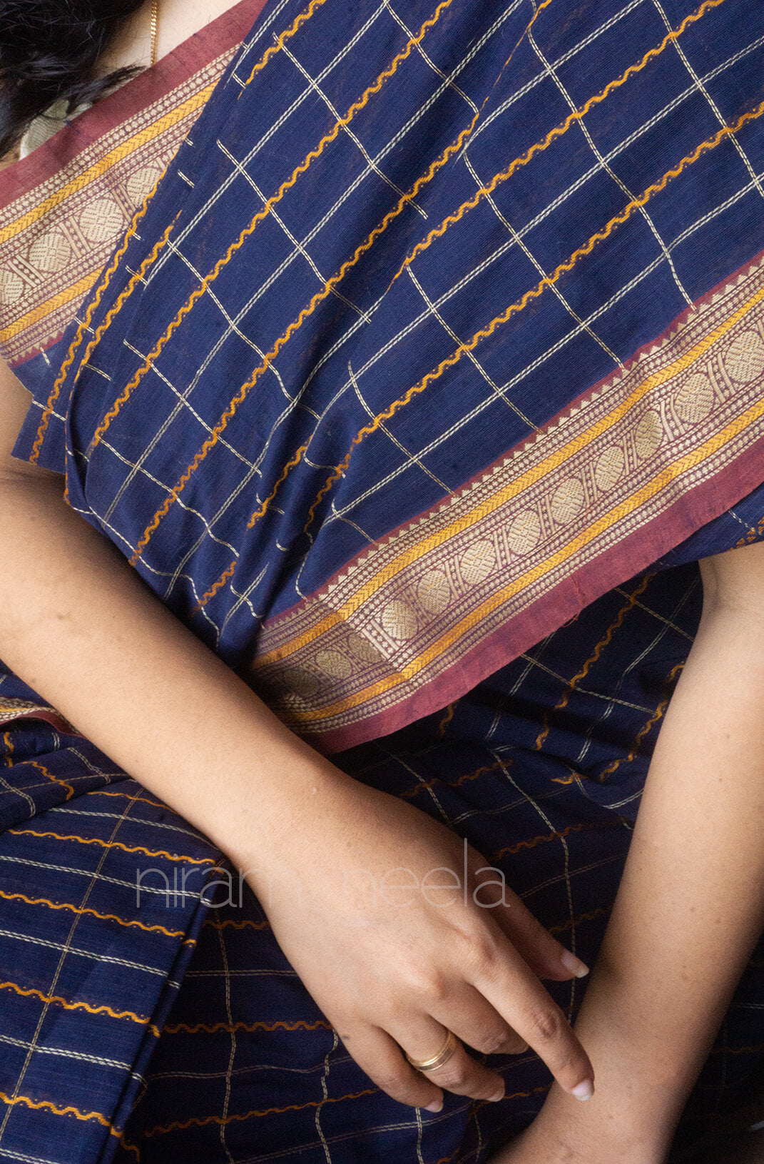 Navy and maroon check Kanjivaram cotton saree - Niram Neela