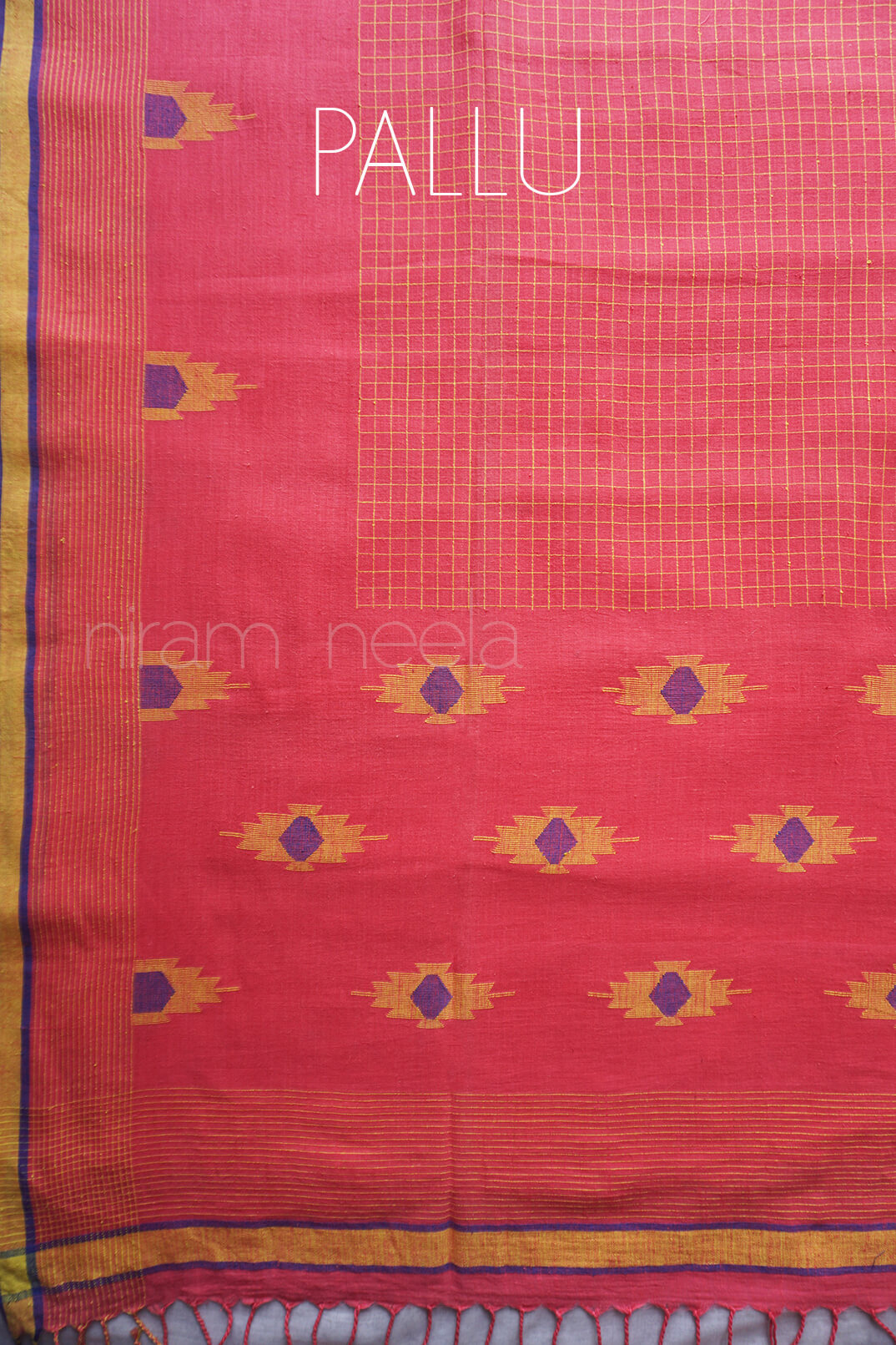 Peach and yellow Bengal jamdani muslin saree | Niram Neela