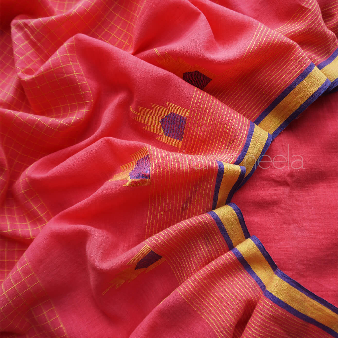 Peach and yellow Bengal jamdani cotton saree | Niram Neela