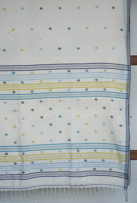 White and blue Bengal jamdani cotton saree - Niram Neela