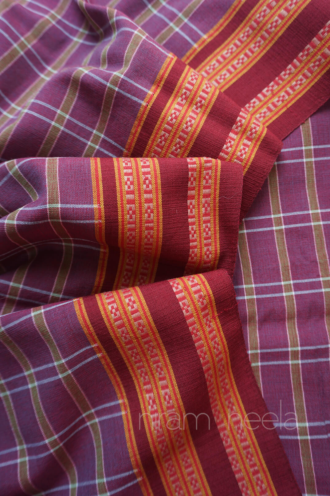 Aubergine and maroon checkered Kunbi cotton saree - Niram Neela