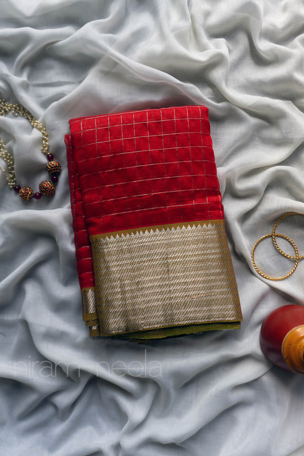 Red and ochre Mangalagiri silk cotton saree - Niram Neela