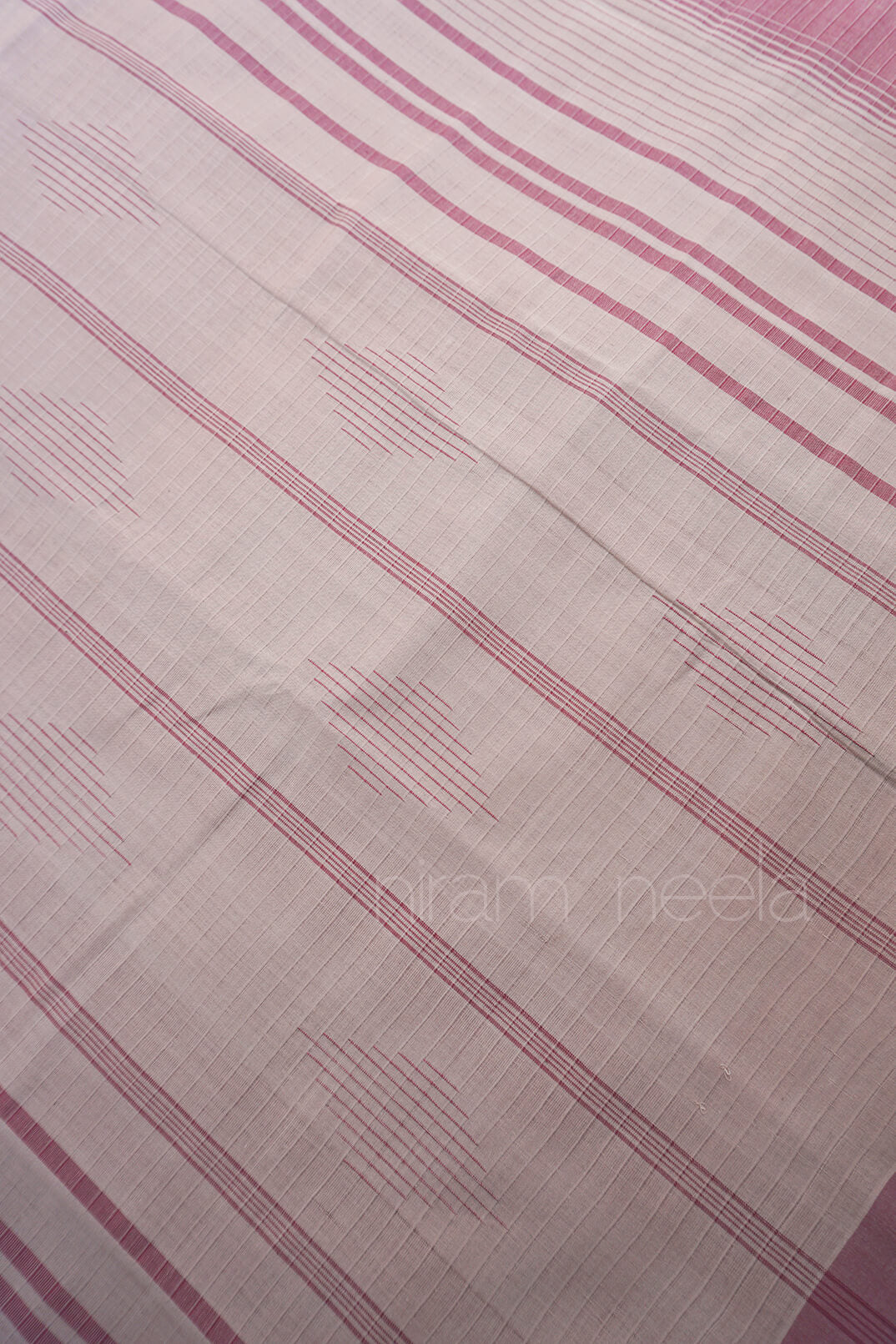 Slate pink and beige Mangalagiri cotton saree - Niram Neela