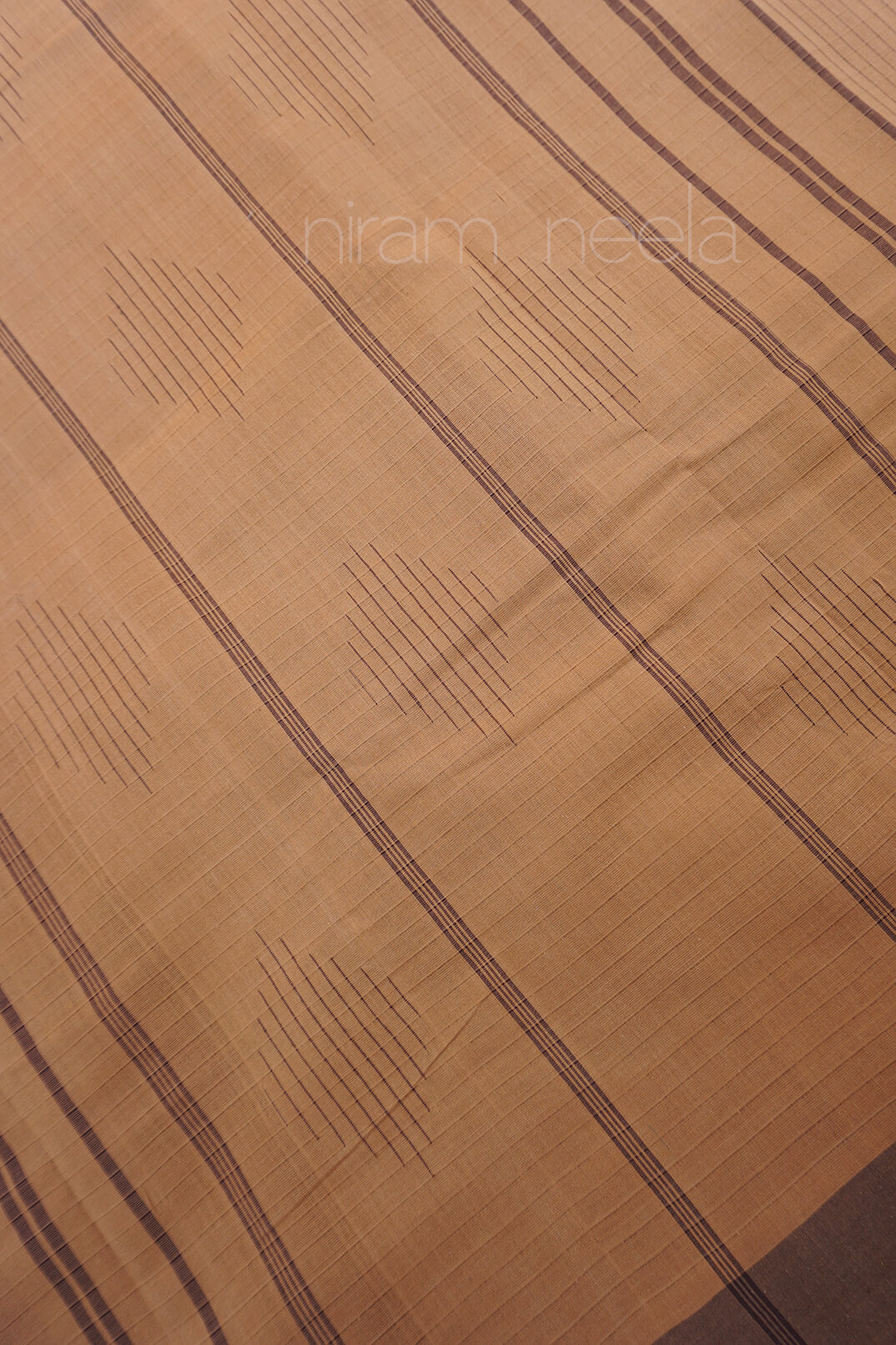 Brown and dust Mangalagiri cotton saree - Niram Neela