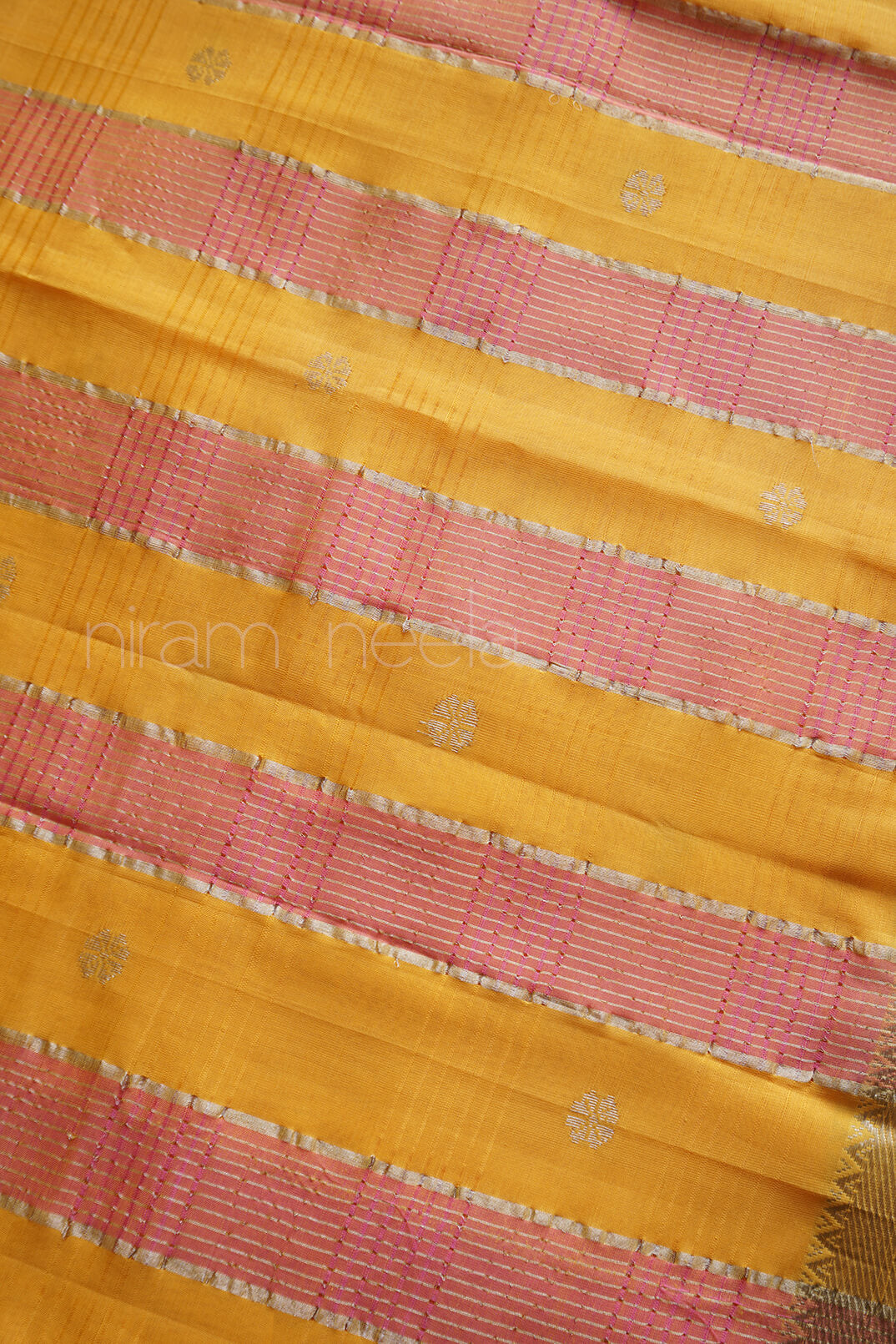 Peach and yellow Mangalagiri silk cotton saree - Niram Neela