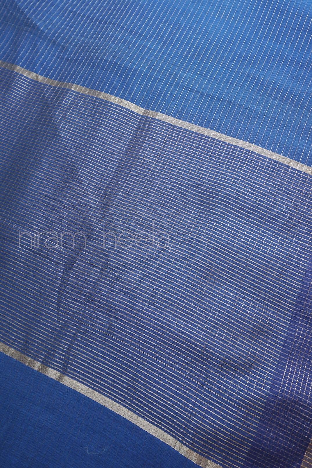 Blue and gold Maheshwari silk cotton saree - Niram Neela