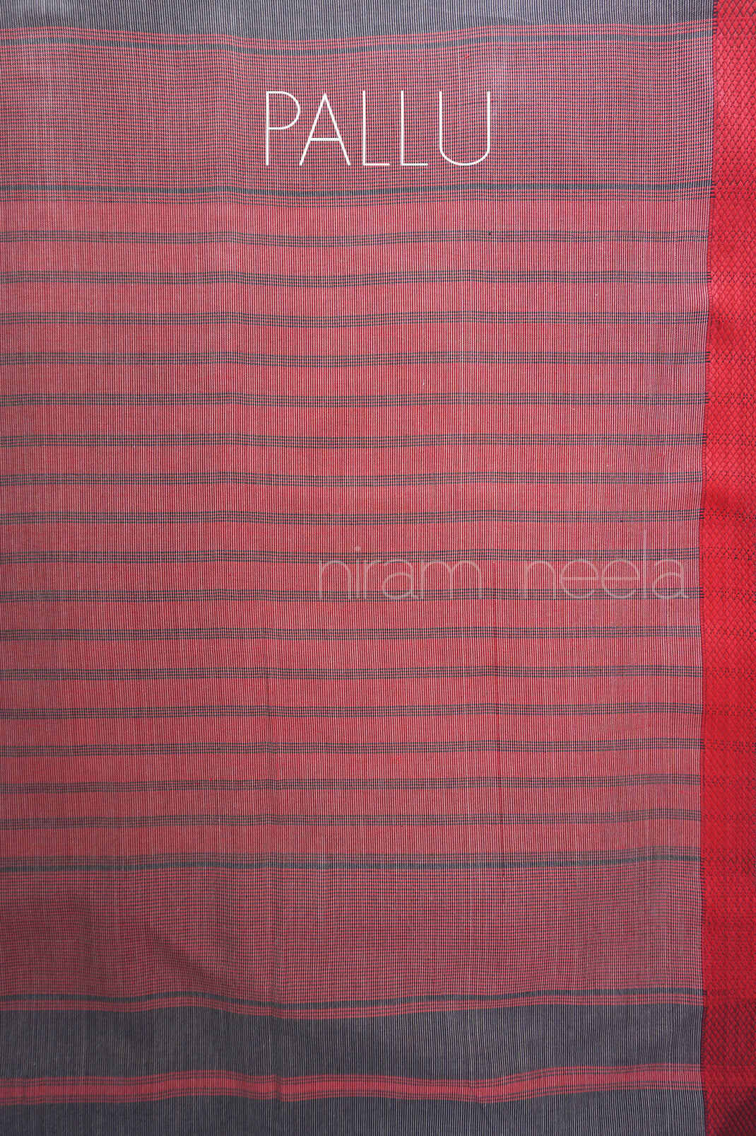 Grey and red Maheshwari cotton saree - Niram Neela