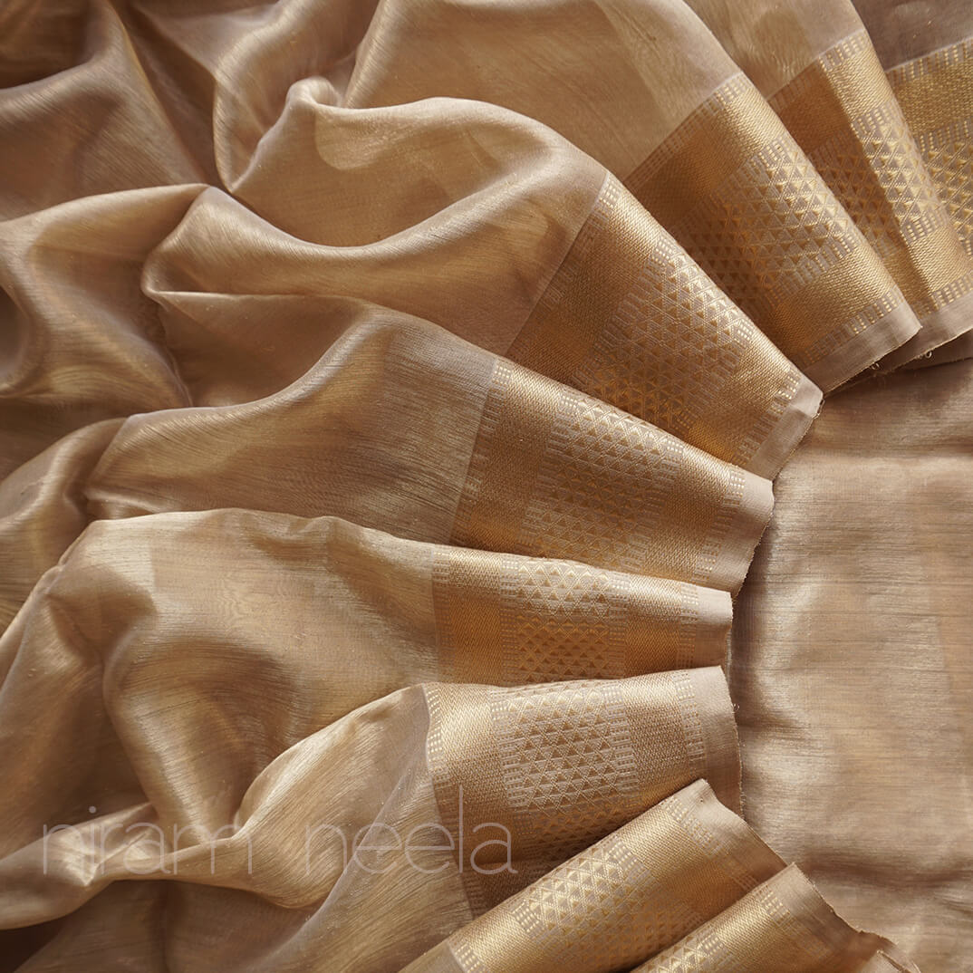 Antique gold tissue Maheshwari silk cotton saree - Niram Neela