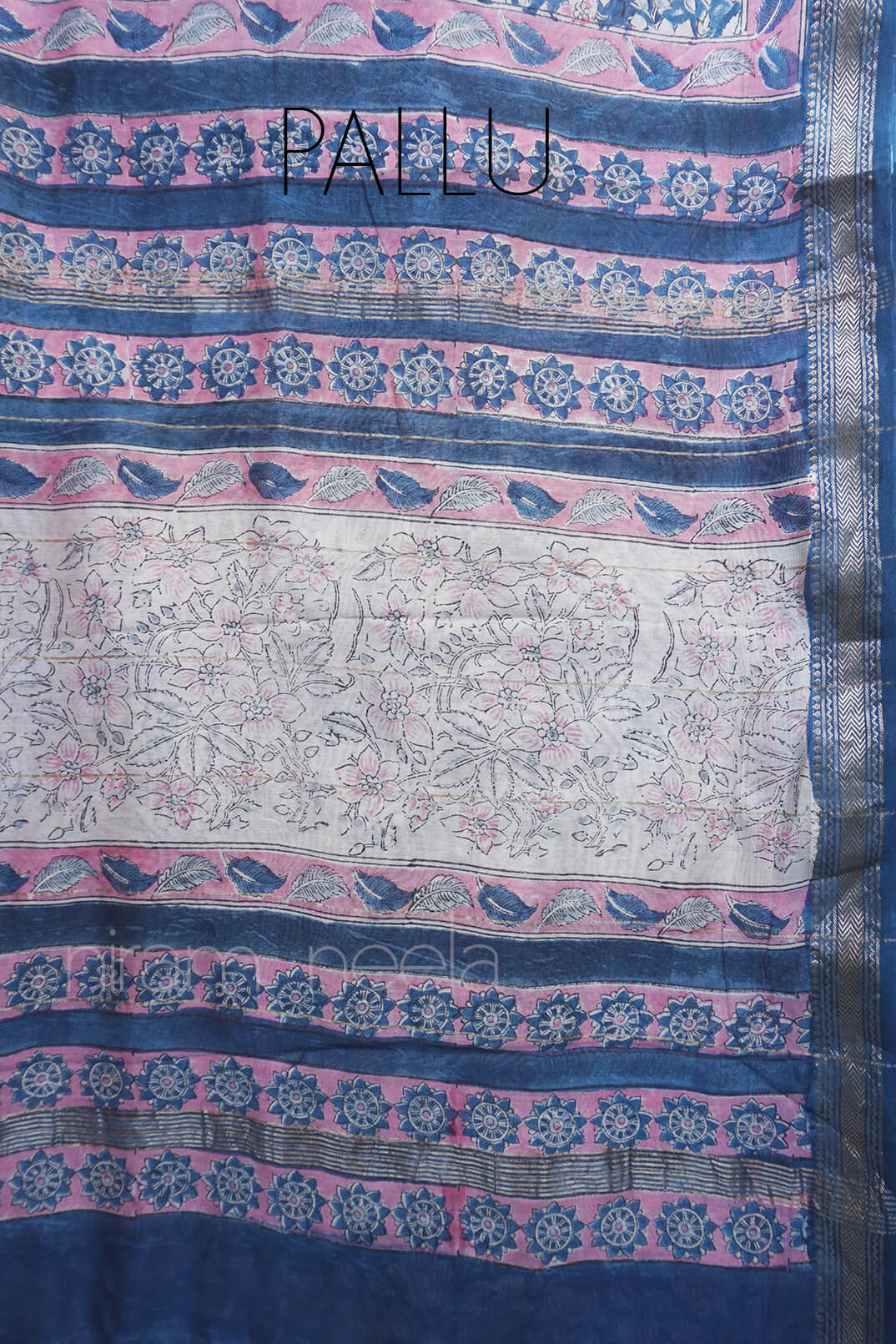 Blue and pink printed Maheshwari silk cotton saree - Niram Neela