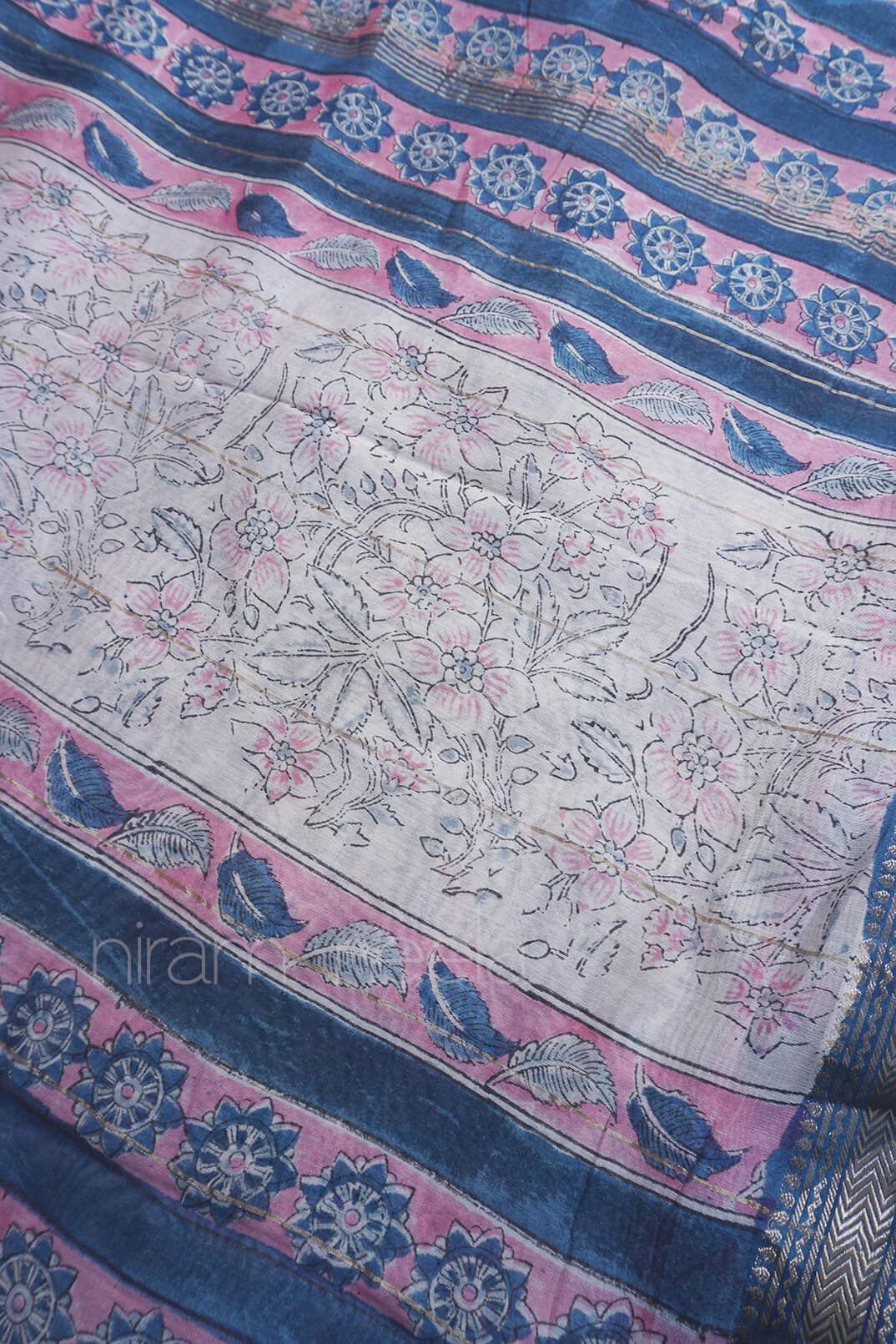 Blue and pink printed Maheshwari silk cotton saree - Niram Neela