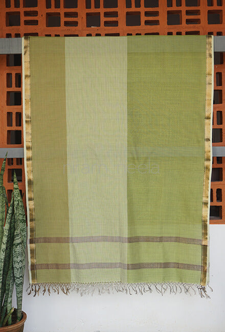 Pista green and cream Maheshwari silk cotton dupatta - Niram Neela