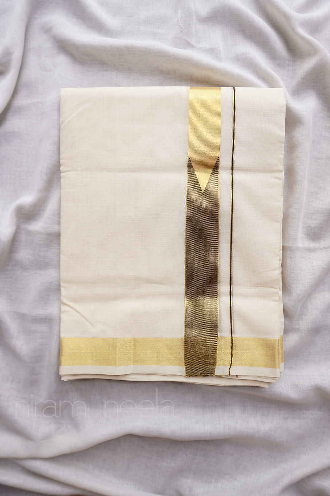 Ivory, black and gold chutti double mundu - Niram Neela