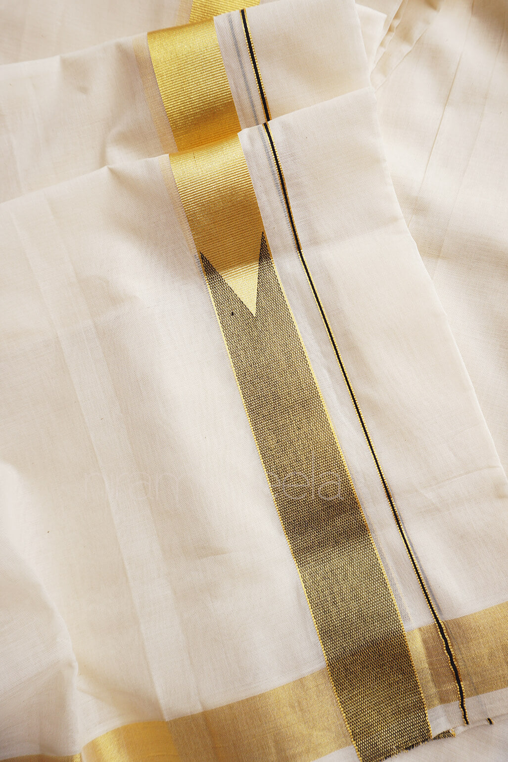 Ivory, black and gold chutti double mundu - Niram Neela