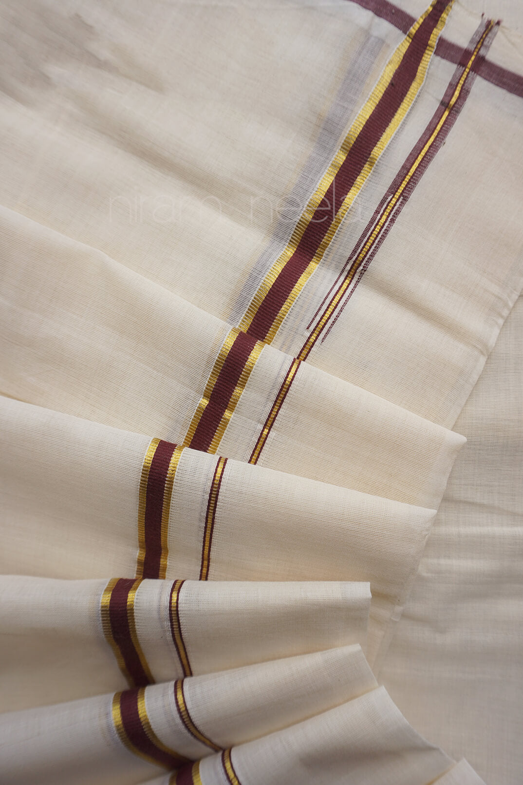 Ivory and maroon puliyilakkara double mundu for gents | Niram Neela 