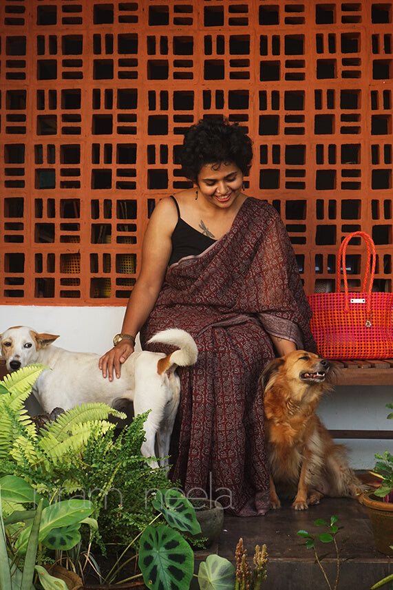 Maroon block printed Kota cotton saree - Niram Neela