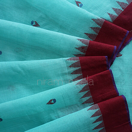 Teal and maroon Ponduru jamdani handspun cotton saree - Niram Neela