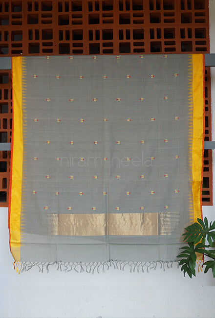 Grey and yellow Ponduru jamdani handspun cotton saree - Niram Neela