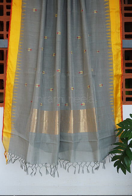 Grey and yellow Ponduru jamdani handspun cotton saree - Niram Neela