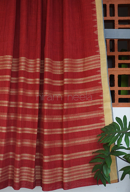 Maroon and beige Ponduru handspun cotton saree - Niram Neela