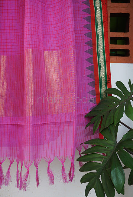 Pink and red Ponduru handspun cotton saree - Niram Neela