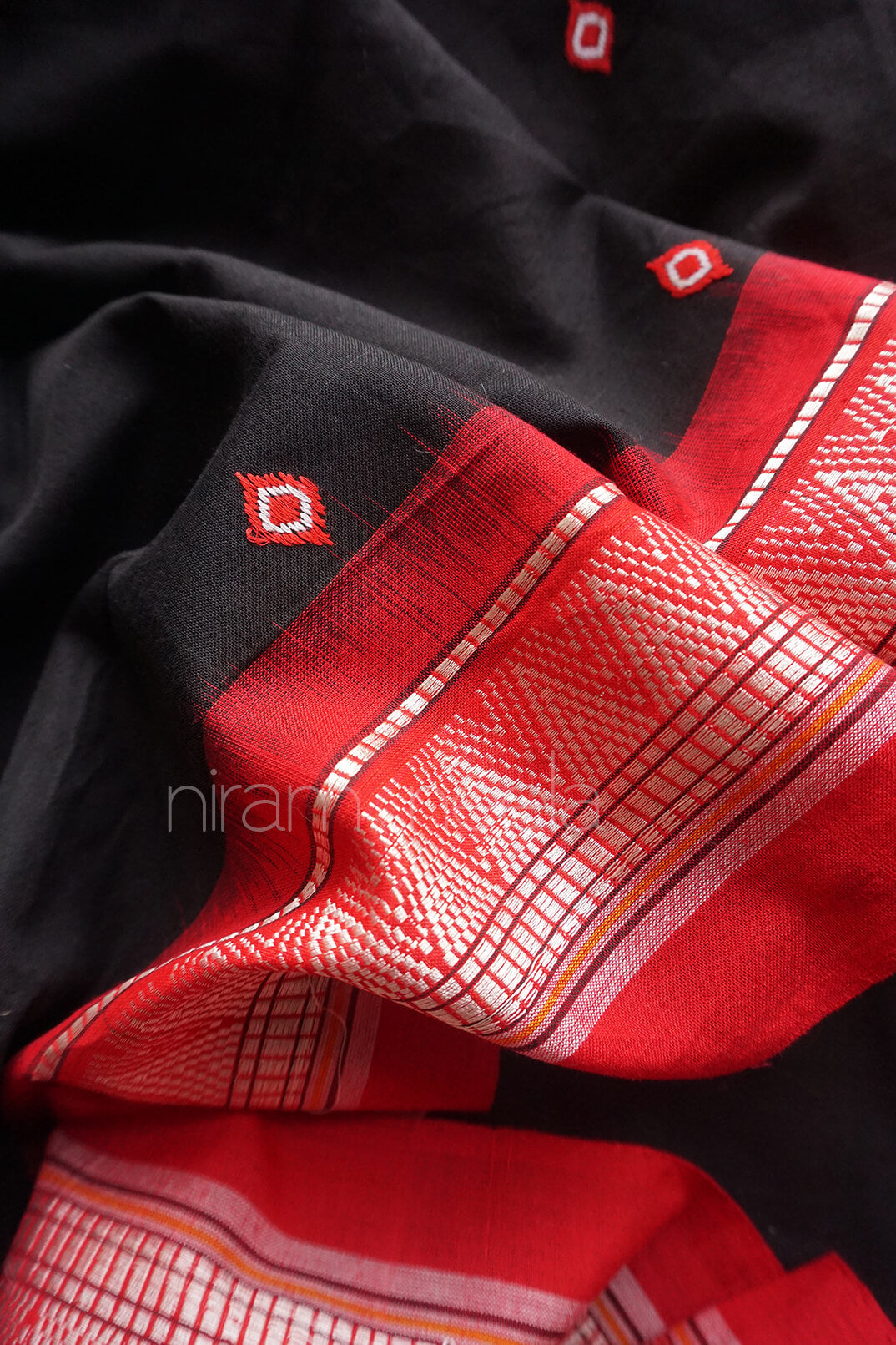 Black and red Dongria cotton saree - Niram Neela