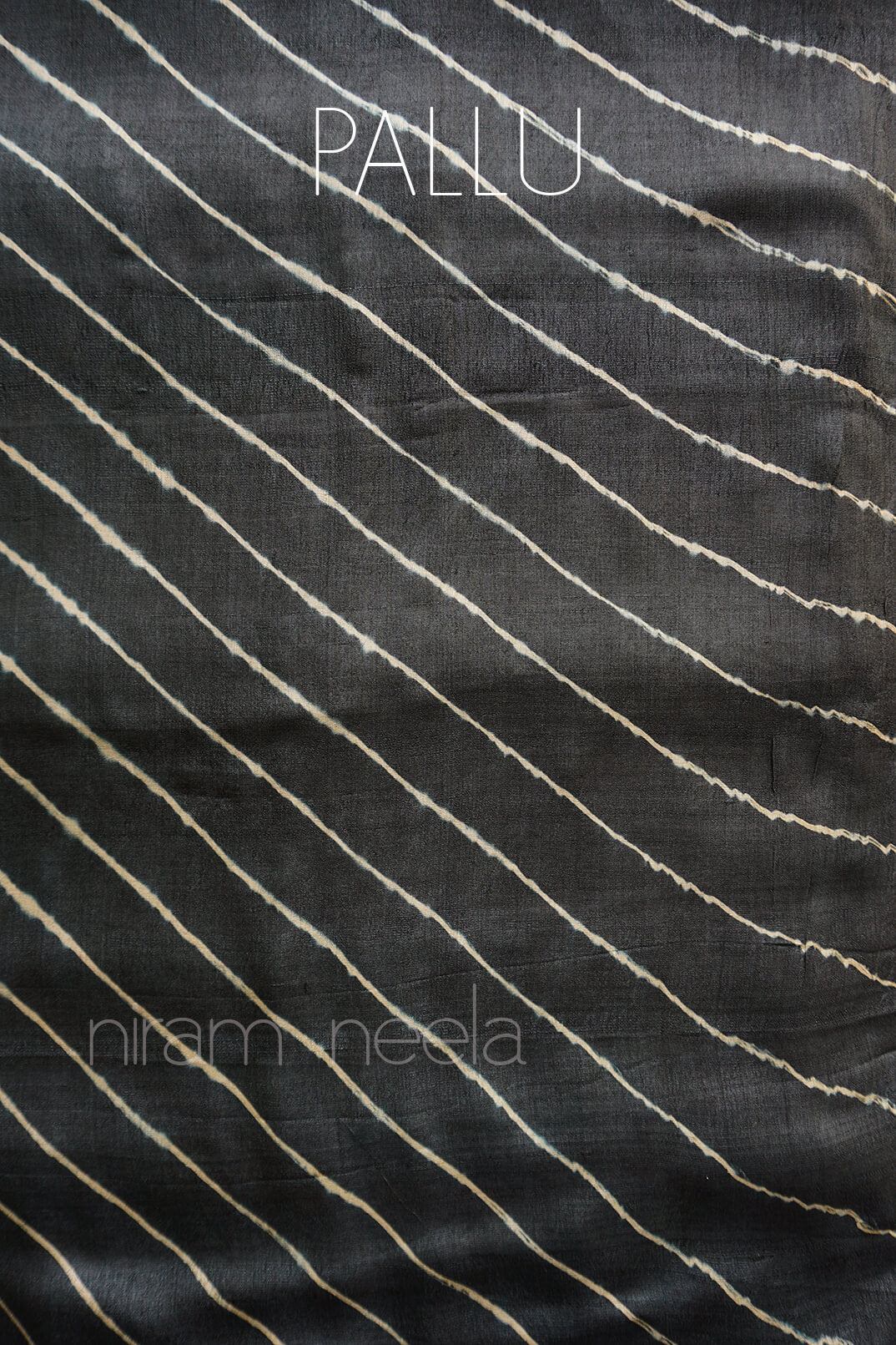 Black and white Leheriya tussar silk saree - Niram Neela